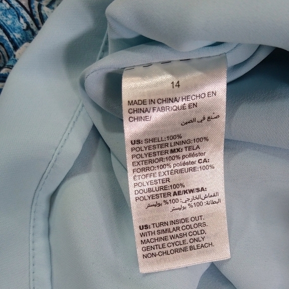 White House Black Market Blue Paisley Split Sleeve Tie Neck Shirred Waist Dress - Picture 9 of 9